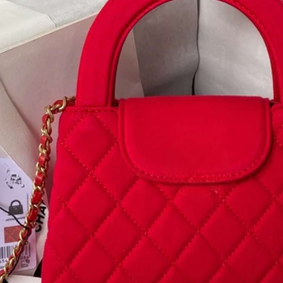 Red Canvas Matelassé Bag – Cnl Edition