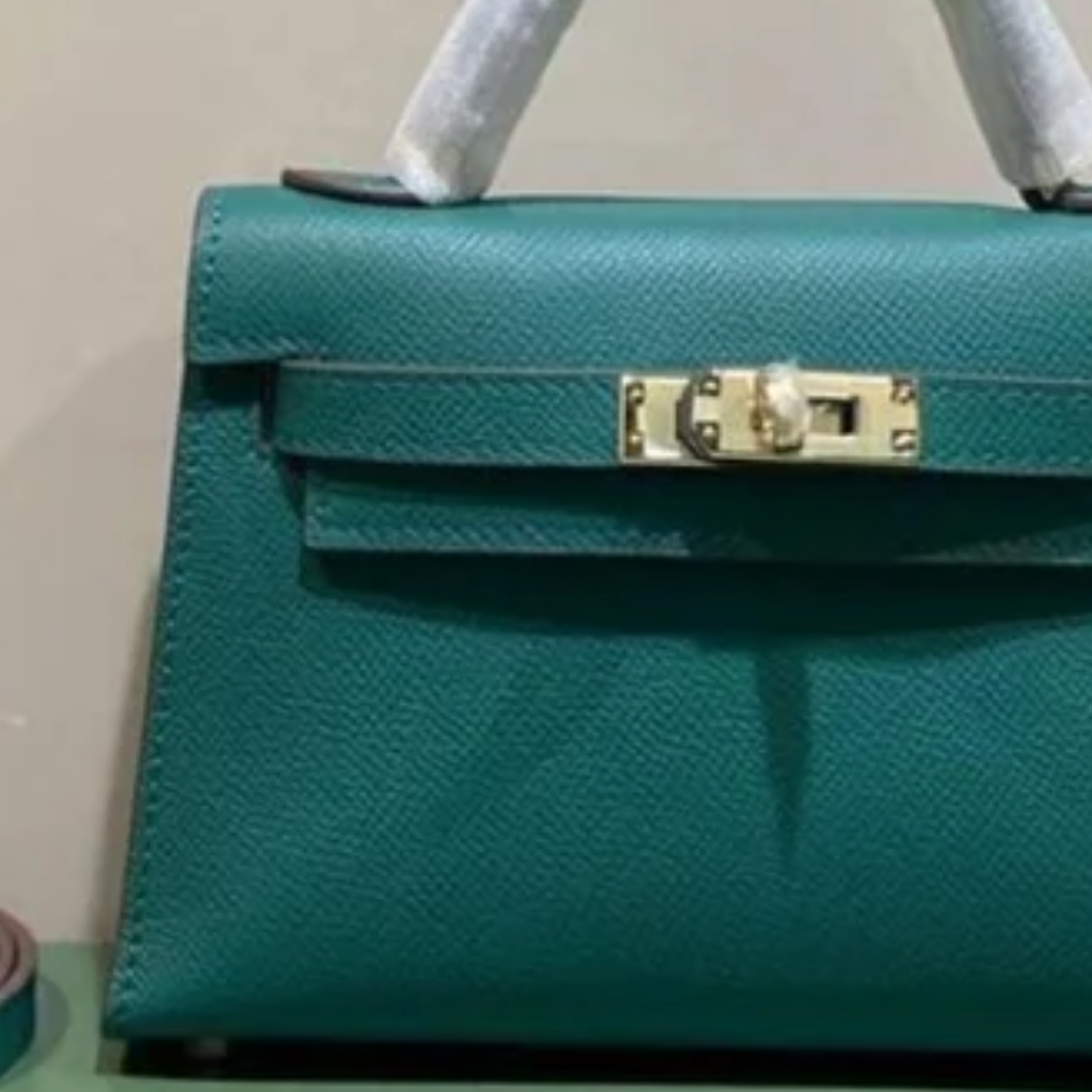 Bag 20 Kly with Gold Fittings