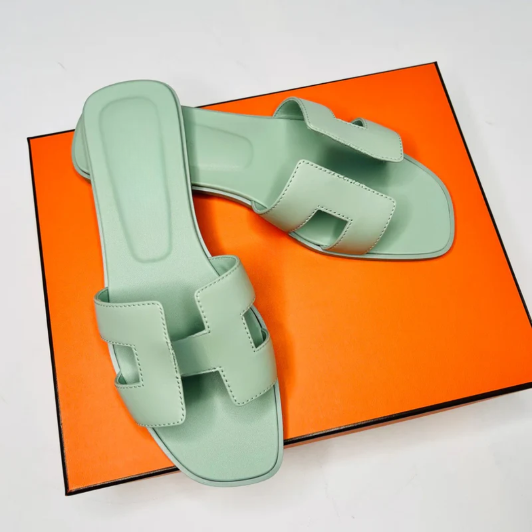 Kly 28 Vert Alligator Bag & Green Sandals – Hms