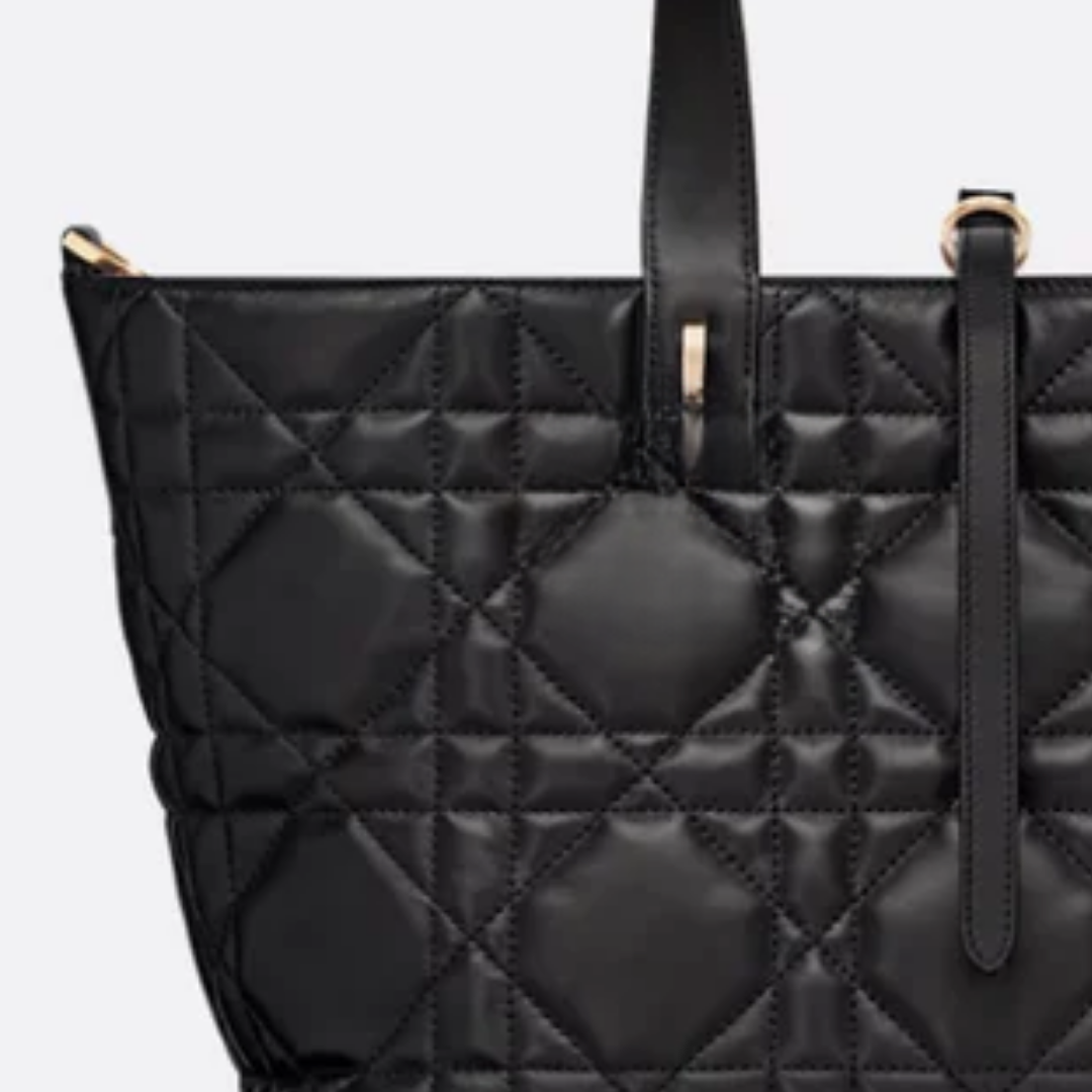 Classic Dr Tjr Medium Vertical Tote Bag