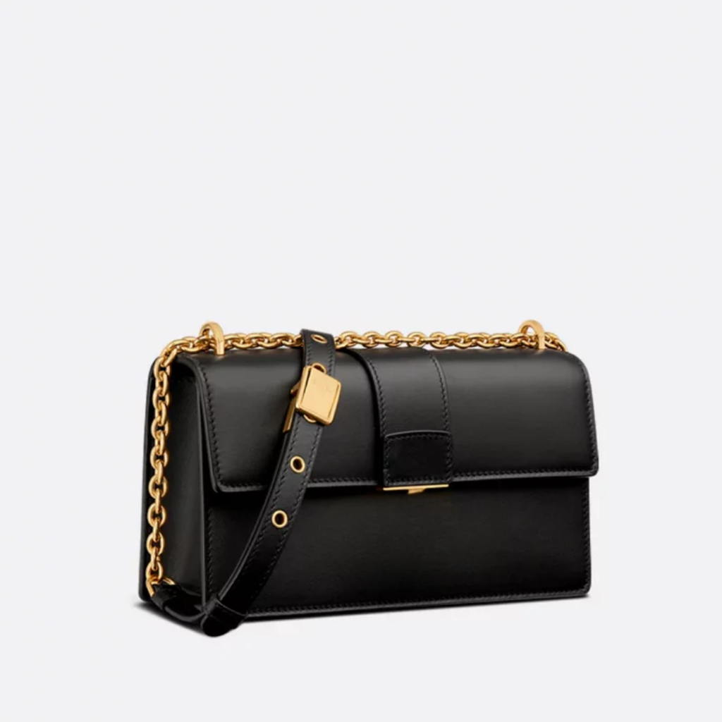 Classic Dr 30M EW Chain Bag